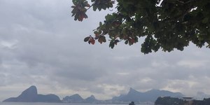 Dois ciclones avançam sobre o Brasil e provocam temporais