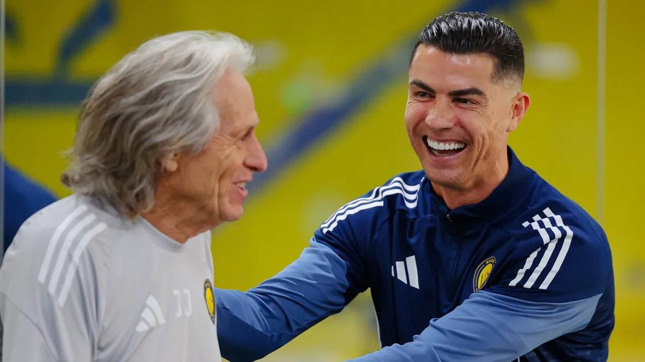 Cristiano Ronaldo e Jorge Jesus trabalharam juntos no Al Nassr Cristiano Ronaldo e Jorge Jesus trabalharam juntos no Al Nassr