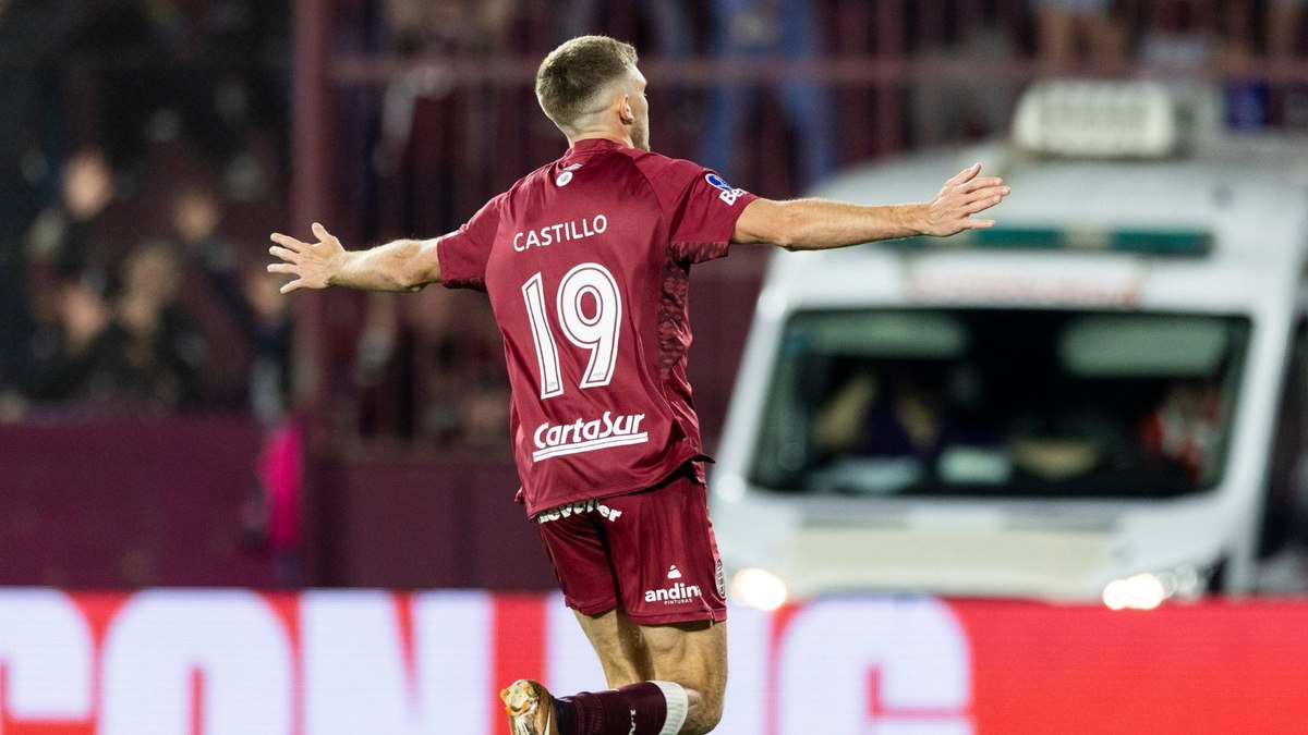 Lanús derrota La U e encara o Atlético-MG na final da Sula Lanús derrota La U e encara o Atlético-MG na final da Sula