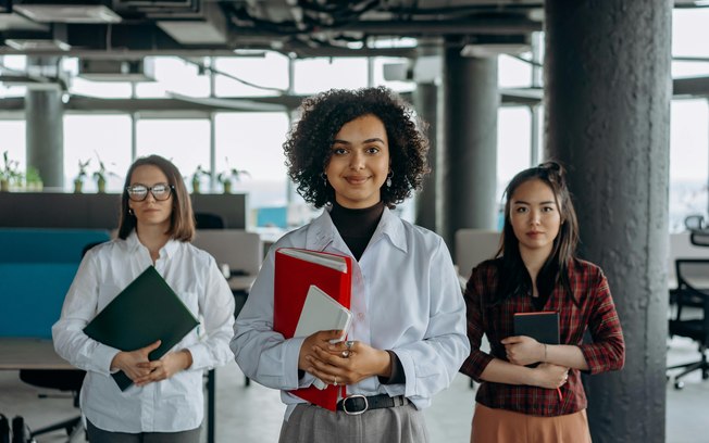 IA se torna aliada dos jovens em início de carreira