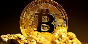 Homem fica milionário após recuperar Bitcoins perdidos há 12 anos