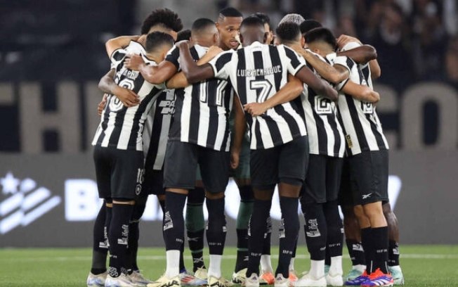 Jogadores do Botafogo exigem pagamento atrasado para reapresentação