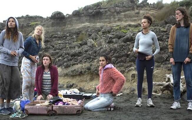 Cena de The Wilds, estreia desta sexta-feira (11) no Prime Video