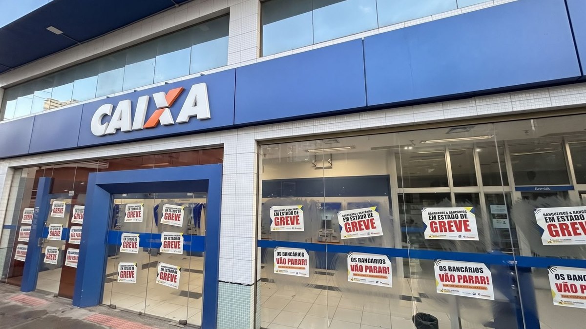 Greve de bancários avança e afeta Caixa e Banco do Brasil Greve de bancários avança e afeta Caixa e Banco do Brasil