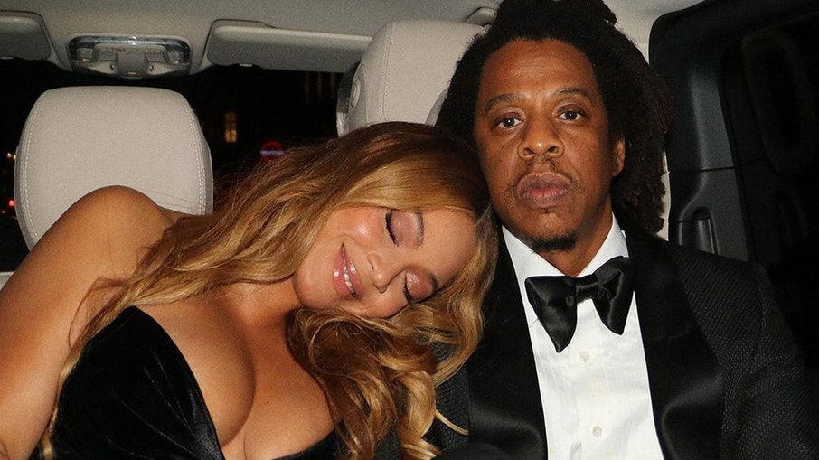 Jay-Z diz que Beyoncé deveria ganhar 'Melhor Álbum' no Grammy