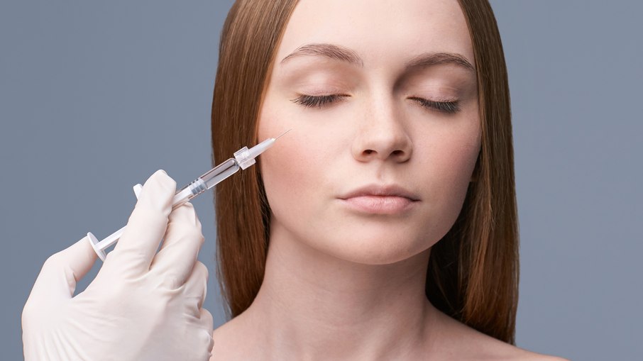 Estudo diz que preenchimento de ácido hialurônico também estimula colágeno na pele de forma duradoura