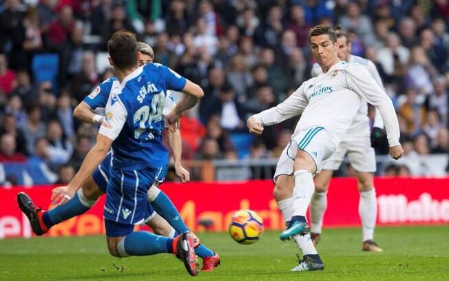 Cristiano Ronaldo desencantou e marcou duas vezes na goleada por 7 a 1 sobre o La Coruña