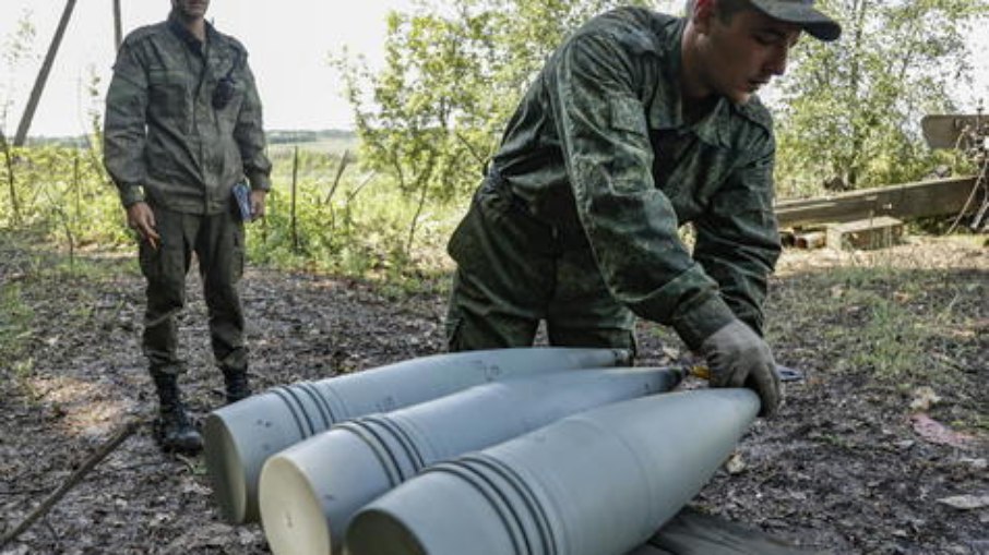 Ucrânia diz que depende de armamento do Ocidente para resistir à invasão russa