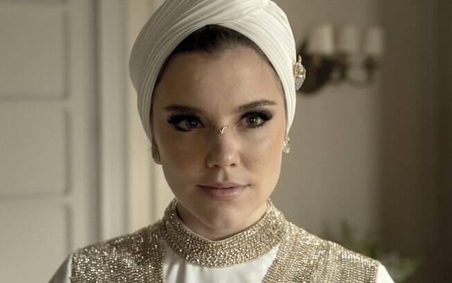 Dalila (Alice Wegmann)