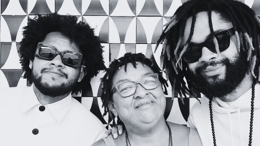 Morre Dona Jacira, mãe de Emicida e Evandro Fióti, aos 60 anos Morre Dona Jacira, mãe de Emicida e Evandro Fióti, aos 60 anos