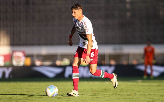 Diogo Barbosa foi titular do Fluminense na vitória sobre o Sampaio Corrêa