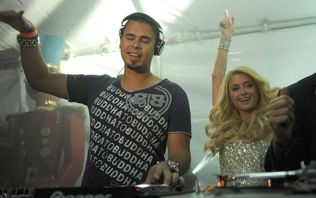 DJ Afrojack e Paris Hilton