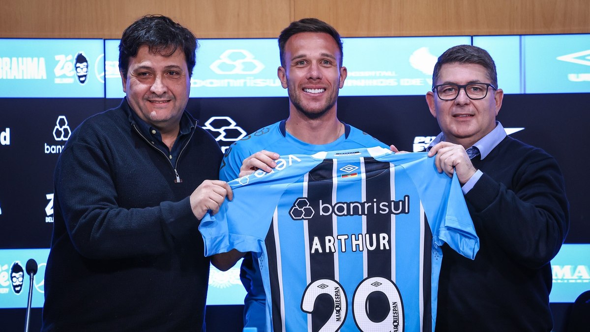 Apresentação de Arthur no Grêmio