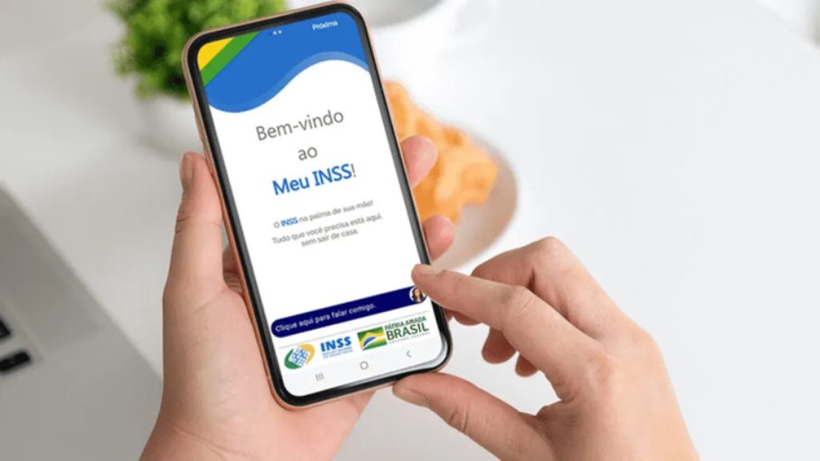 O governo federal mantém acompanhamento contínuo das adesões O governo federal mantém acompanhamento contínuo das adesões