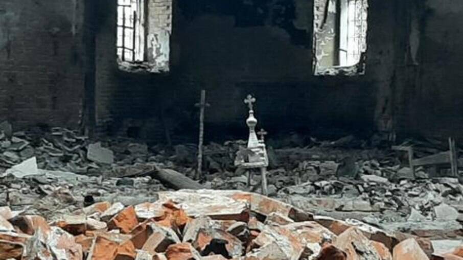 Igreja após ataque russo