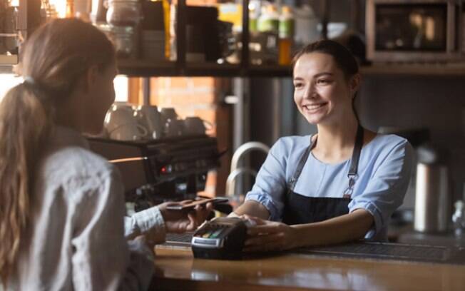 Restaurantes aceleram pagamentos sem contato