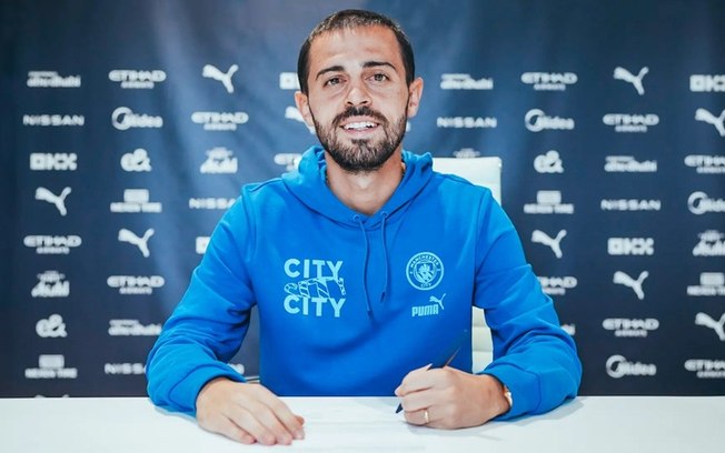 Bernardo Silva renova contrato com o Manchester City