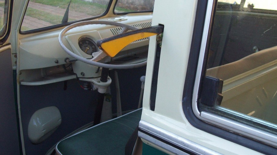Bananinha era um equipamento de sinalização em modelos como Fusca e Kombi Bananinha era um equipamento de sinalização em modelos como Fusca e Kombi