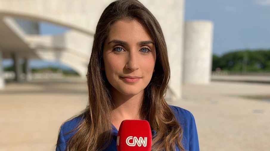 Carla Bridi anunciou sua saída da CNN Brasil para ser correspondente em agência de notícias