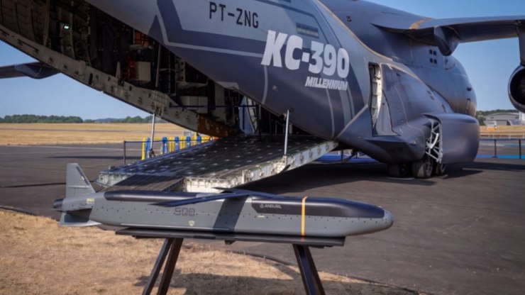 Embraer anuncia integração de míssil americano em frota militar