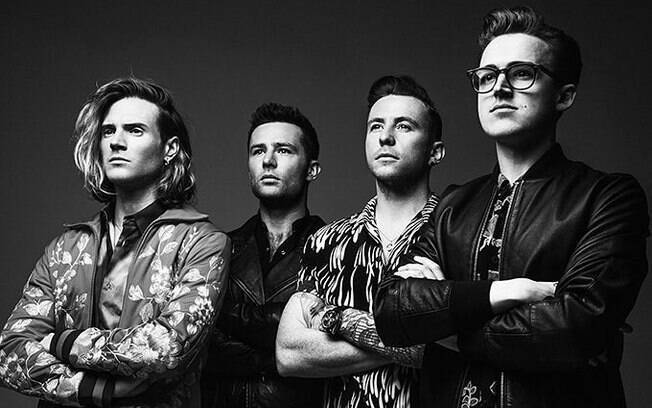 Dougie, Harry, Danny e Tom, do McFly