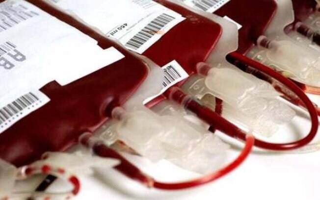 Criança de 4 anos foi contaminada por transfusão de sangue