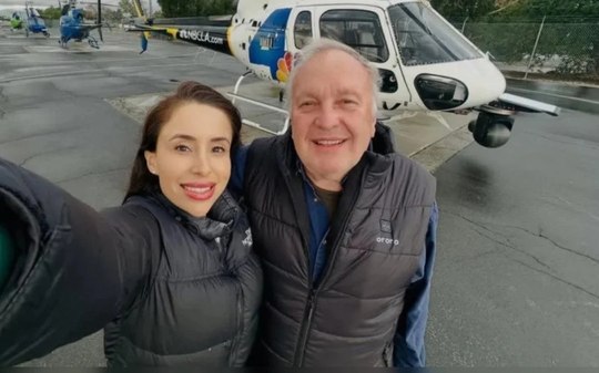 Âncora da NBC anuncia ao vivo morte de colegas em acidente aéreo