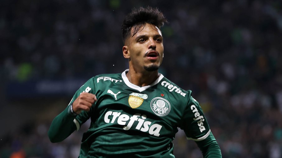 Gabriel Menino pode atingir marca importante pelo Palmeiras