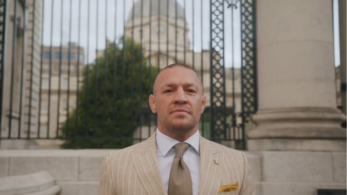 McGregor, lenda do UFC, busca apoio para candidatura presidencial