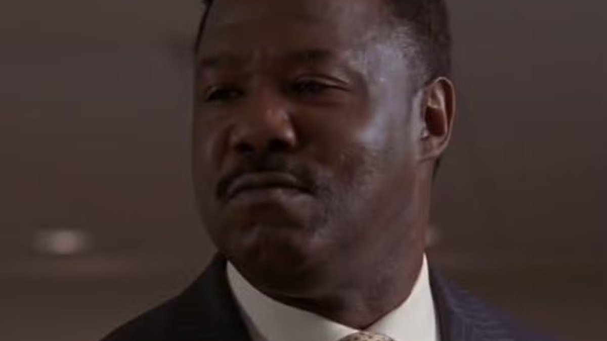Isiah Whitlock Jr. em cena de 'The Wire'