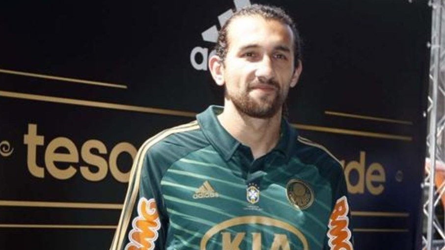 “El Pirata” chegou a ser convocado pela Argentina atuando pelo Palestra “El Pirata” chegou a ser convocado pela Argentina atuando pelo Palestra
