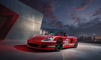 Porsche restaura Carrera GT e aplica pintura inspirada em Le Mans