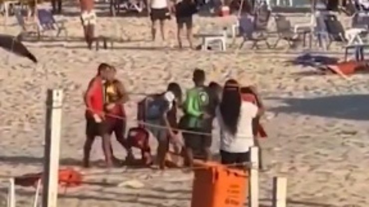Torcedores do Racing baleados no Rio passam por cirurgia