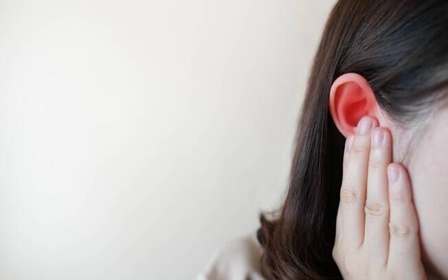 Uma paciente no Vietnã enfrentou problemas após uma barata entrar em seu ouvido