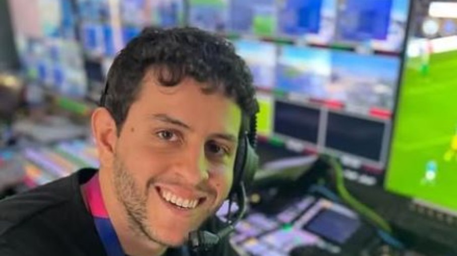Gabriel Simões acertou com a Cazé TV Gabriel Simões acertou com a Cazé TV