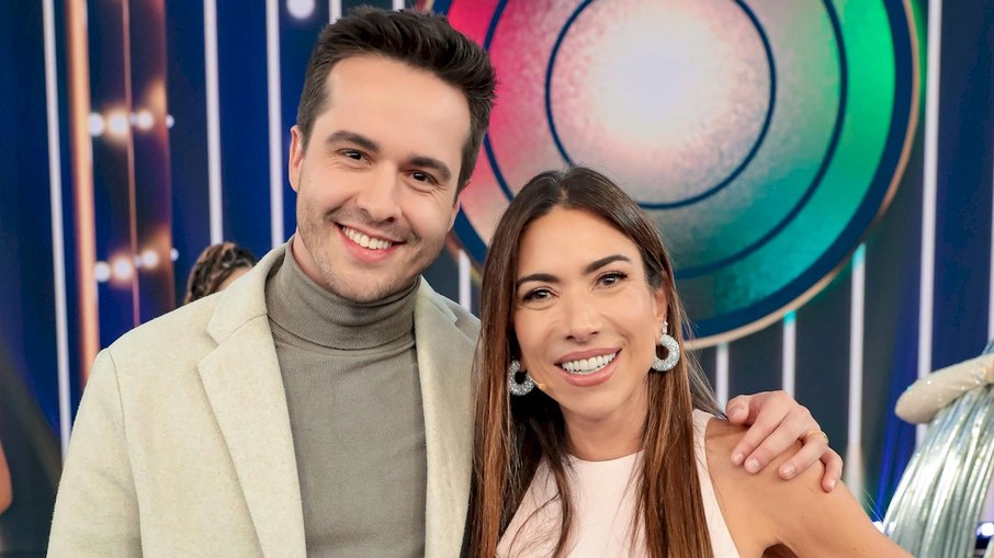 Inovador, espetáculo 'Seja Luz' emociona Patrícia Abravanel no SBT Inovador, espetáculo 'Seja Luz' emociona Patrícia Abravanel no SBT