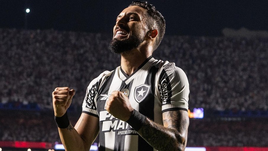 Alex Telles é convocado para a seleção brasileira por Dorival Júnior