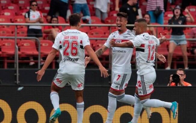 São Paulo começa venda de ingressos para jogo contra o São Bernardo