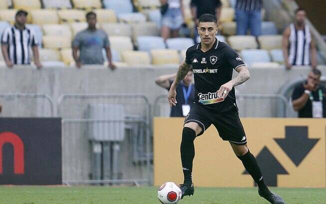 Philipe Sampaio cita decepção em eliminação do Botafogo: 'A gente mereceu ser vitorioso e é isso que dói'