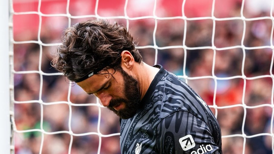 Alisson é titular incontestável do Liverpool Alisson é titular incontestável do Liverpool