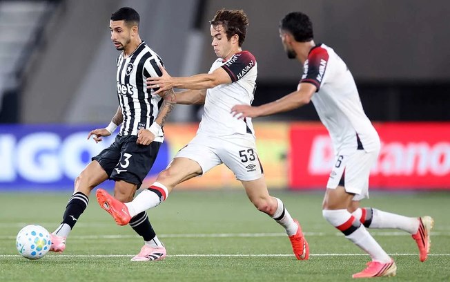 Santi Rodríguez marcou duas vezes, mas não evitou a derrota do Botafogo Santi Rodríguez marcou duas vezes, mas não evitou a derrota do Botafogo