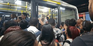 Justiça manda pagar R$ 10 mil a passageira humilhada em ônibus