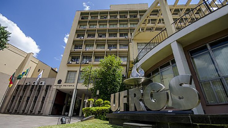UFRGS divulga gabarito do Vestibular 2026, com 1 questão anulada