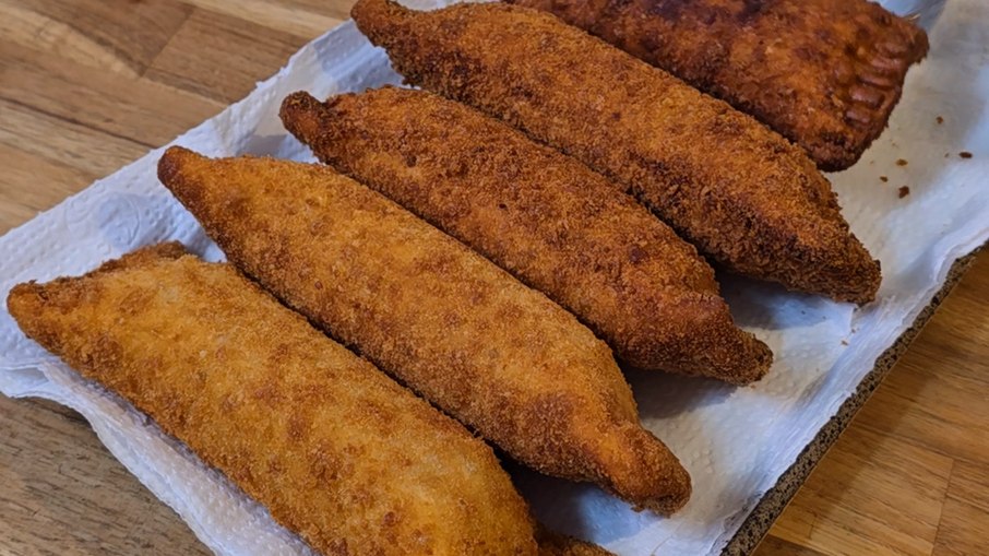 Pastel empanado