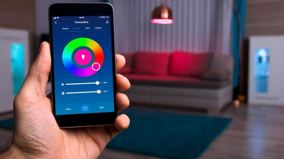 Lâmpada inteligente smart da Tramontina está em oferta no site da Amazon