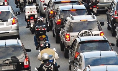 Maioria dos proprietários de motocicleta não tem habilitação, diz estudo