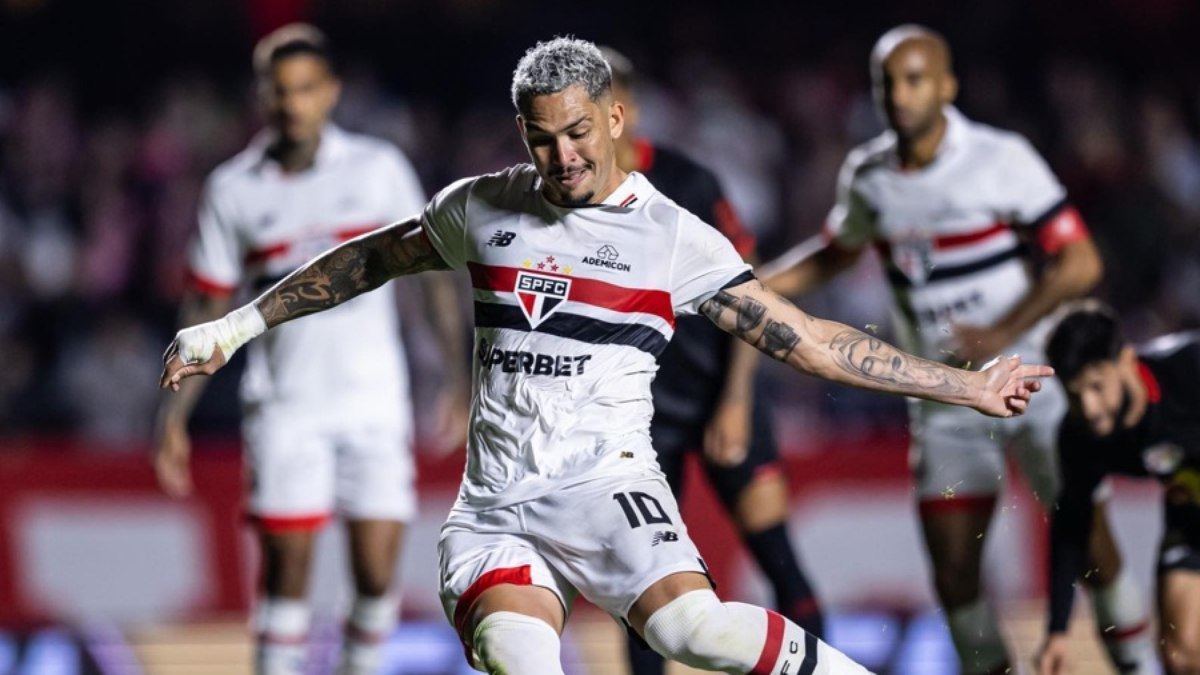 São Paulo volta a entrar em campo pelo Paulistão São Paulo volta a entrar em campo pelo Paulistão