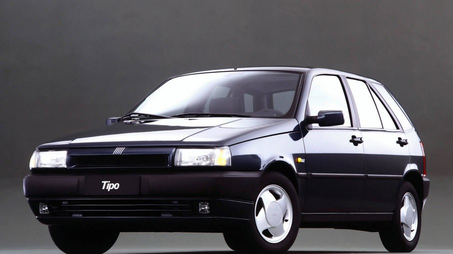 Fiat Tipo foi um dos modelos mais vendidos de sua época. Depois do escândalo, as vendas baixaram