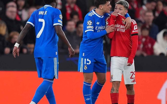 José Mourinho relembrou o episódio entre Prestianni e Vini Jr
