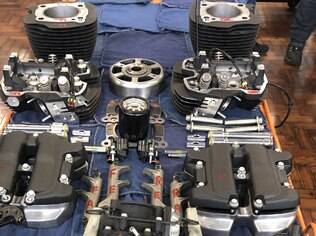 Motor da Harley-Davidson Milwaukee Eight totalmente desmontado